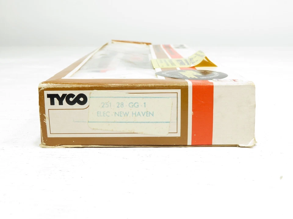 Tyco 251-28 HO New Haven GG1 дизельный локомотив #6611 LN - Изображение 2 из 4