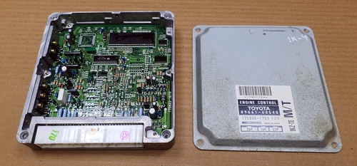 Toyota Land Cruiser KZJ90L KZJ95R 1KZTE M/T 89661-60540 engine computer oem jdm - Picture 2 of 9