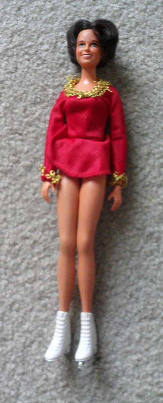 Vintage 1977 Ideal Dorothy Hamill Olympic Ice Skater Girl Doll 11" Tall