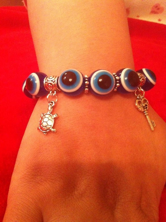  Pulsera cuentas mal de ojo hecha a mano :) %% Foto 4 de 4