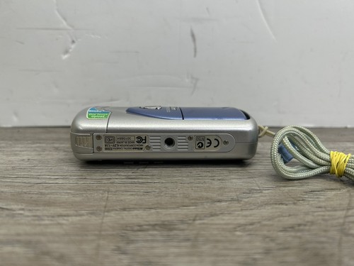 Nikon Coolpix 2500 2.0MP Digital Camera w/ New Battery Tested & Working - Picture 5 of 18