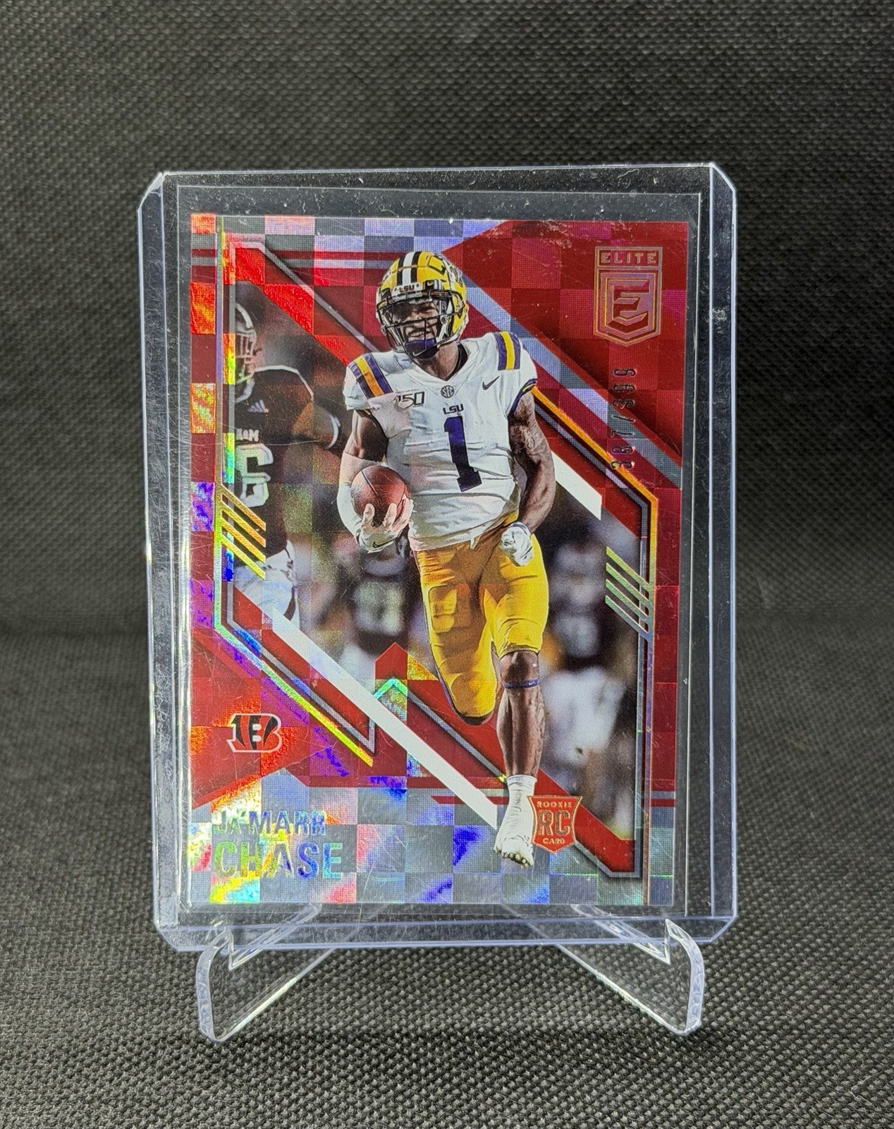 2021 Panini Donruss Elite - Rookies Ja'Marr Chase #121 Red /399 (RC)