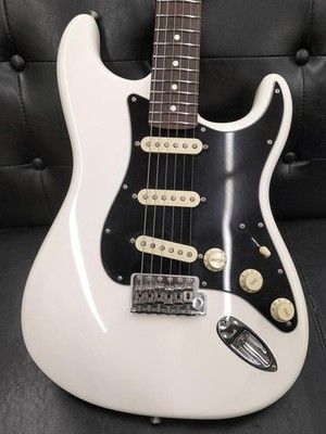 FENDER AM PERFORMER STRATOCASTER AW AMERICAN PERFORMER STRAT AW