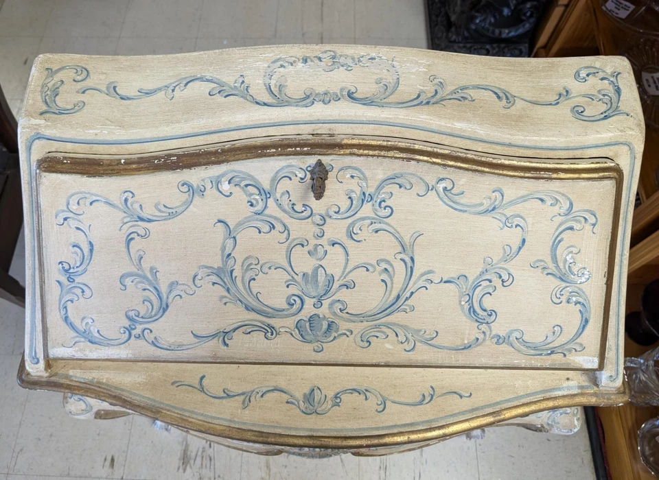 Escritorio antiguo para damas, pintado, 41,5′′H, PA6845TD Foto 3 de 4