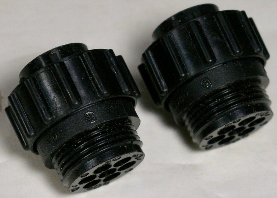 AMP 211399-1 Circular Connector Plug 7 pos Shell Size 13 Series I Lot/2 ...