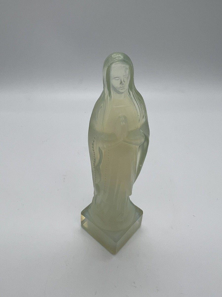 Sabino France 4.5” Madonna Virgin Mary Figurine Opalescent