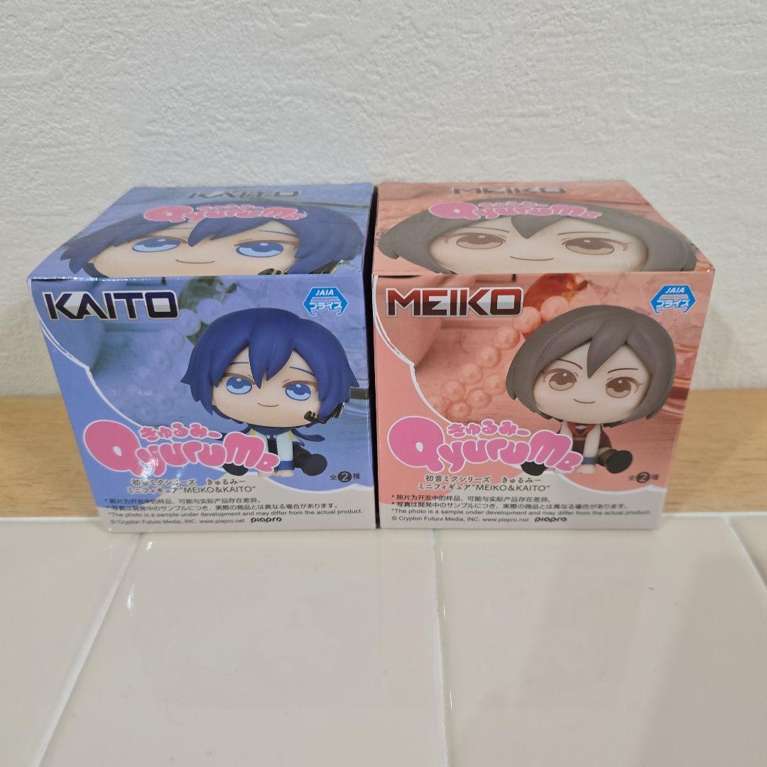 SEGA Hatsune Miku Series QyuruMe Mini Figure Meiko & Kaito