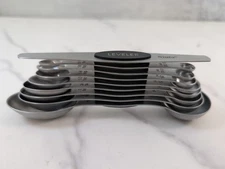 Niuta Magnetic Stackable Stainless Steel Measuring Spoons Set & Leveler Complete