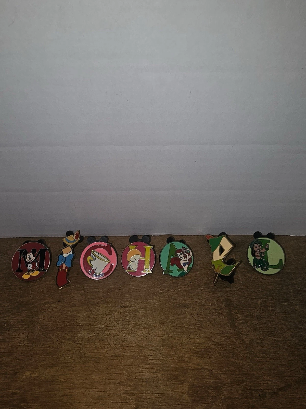 7 Alphabet Letter Circle Pin Set Collection Disney Trading Pins