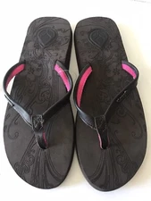 WOMEN'S REEF BROWN/PINK D-LISH LEATHER UPPER FLIP FLOP BEACH/POOL SANDALS 10 NWT