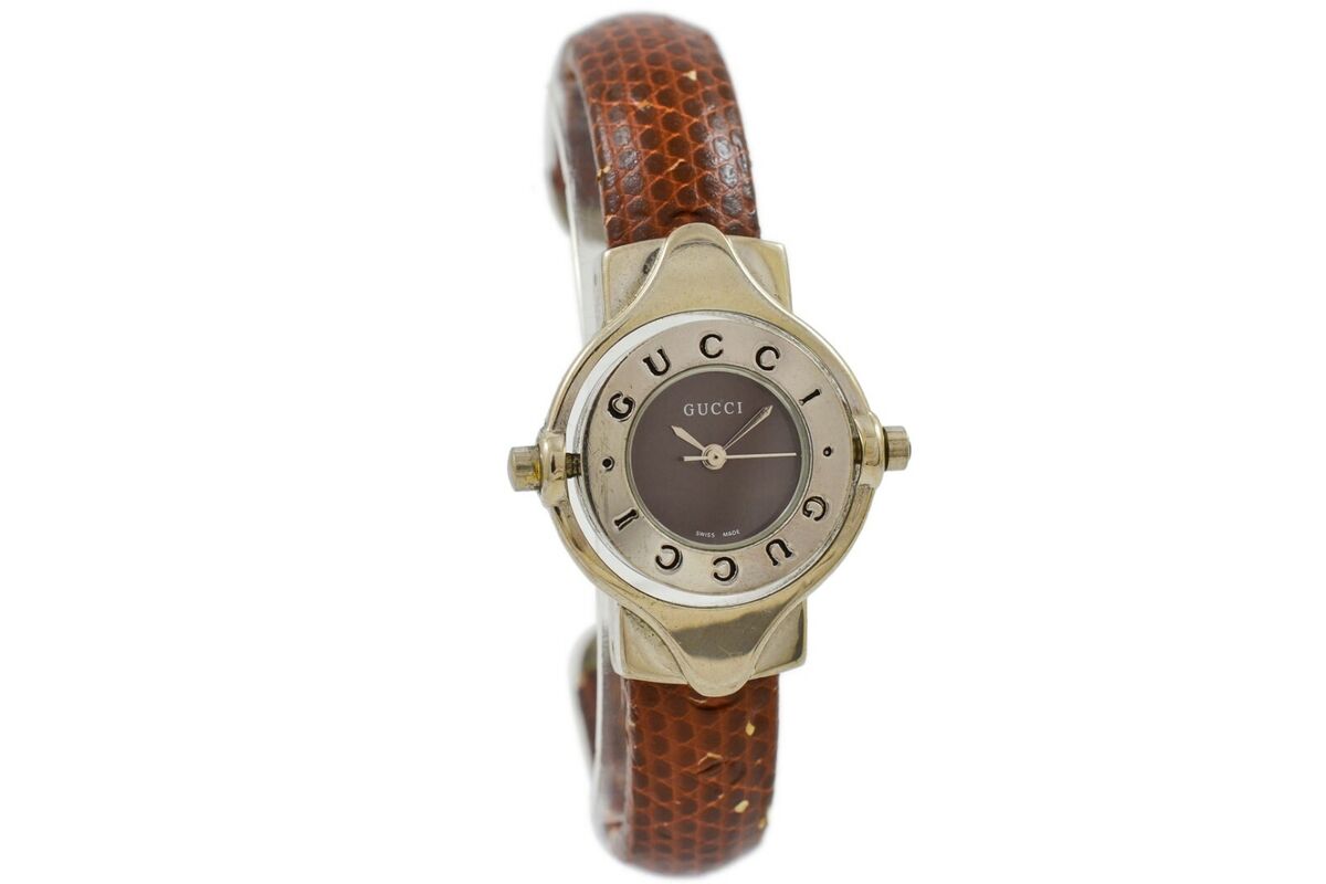 Vintage Gucci 6600L Quartz Stainless Steel Ladies Bangle Vintage Gucci 6600L Quartz Stainless Steel Ladies Bangle