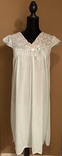 1960s PHILMAID GOWN ROBE LINGERIE S32/34 EMBROIDERY CHIFFON LACE GRANNY CORE