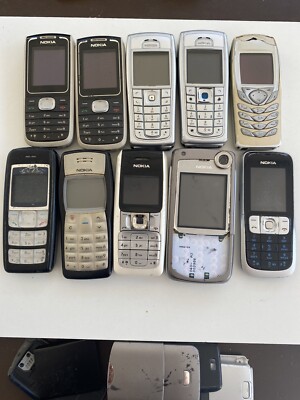 Lot De 10 Téléphones Nokia (1650, 6230, Etc.) Pour Pièces Détachées / Réparation - Non Fonctionnels