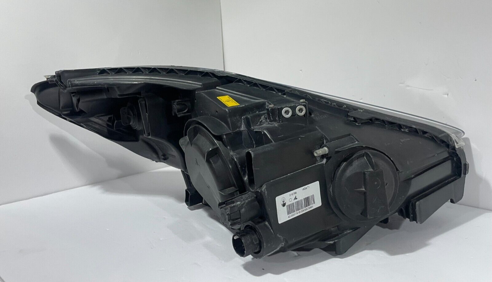 2008 - 2012 MASERATI GRANTURISMO GT M145 F1 LEFT XENON BARE HEADLIGHT 215798 OEM