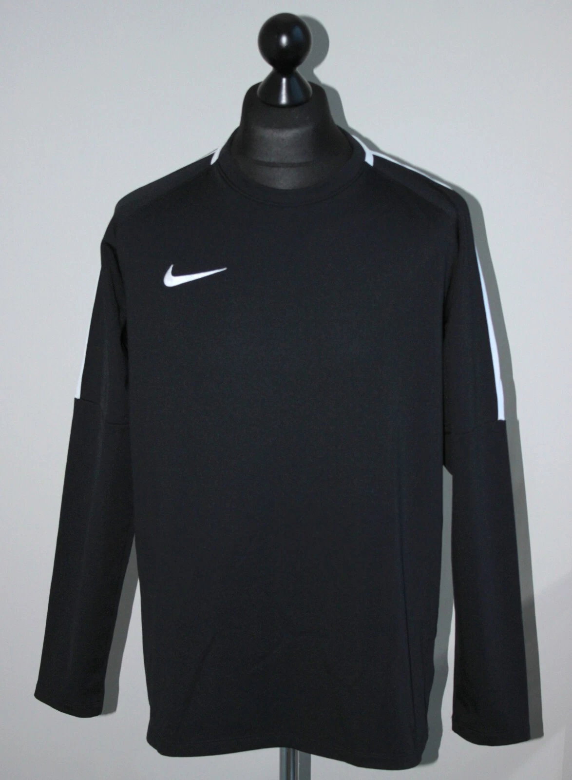 Nike mens training black fleece sport football jumper Size L