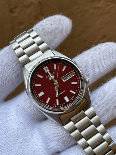 Vintage Seiko 5 Automatic 7009 Cherry Dial 17 Jewel Refurbished WristWatch Japan