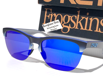 美品Oakley Fragment Design Frogskins青2023年 Oakley FROGSKINS LITE Black Silver Fade POLARIZED Galaxy Blue