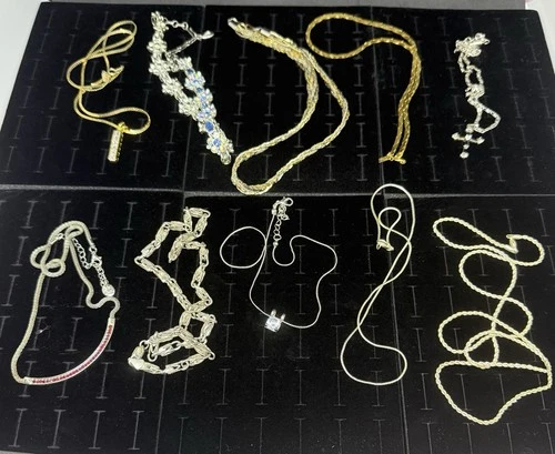 Costume Jewelry Necklace Lot Of 10 Vintage To Recent Gold Tones & Silver Tones