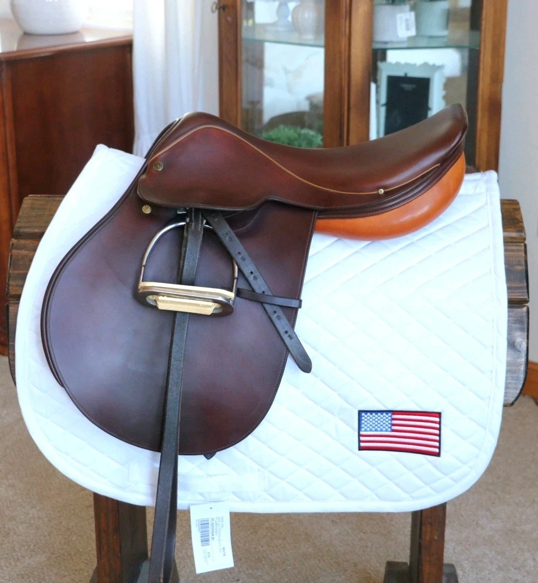 Selle Crosby Contact étroit 17 Pouces – Bon état, Cuir Souple, Prête à Monter