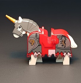 LEGO Castle Kingdoms Minifigure Lot 4 Lion Knights And Barding White Horse 7947