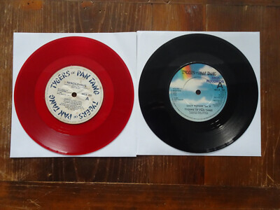 Tygers Of Pan Tang - Love Potion No.9 & Rendevous (Red Vinyl) 7'' Singles
