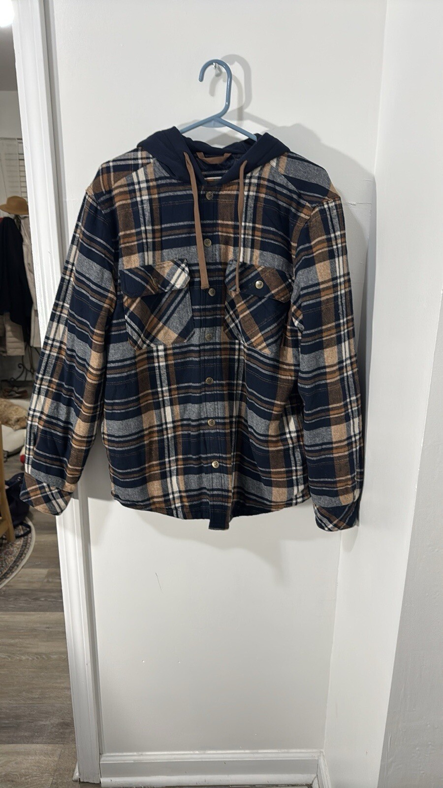 Legendary Outfitters Shirt Jacket Mens M Blue Plaid Flannel Hooded Snap Shacket