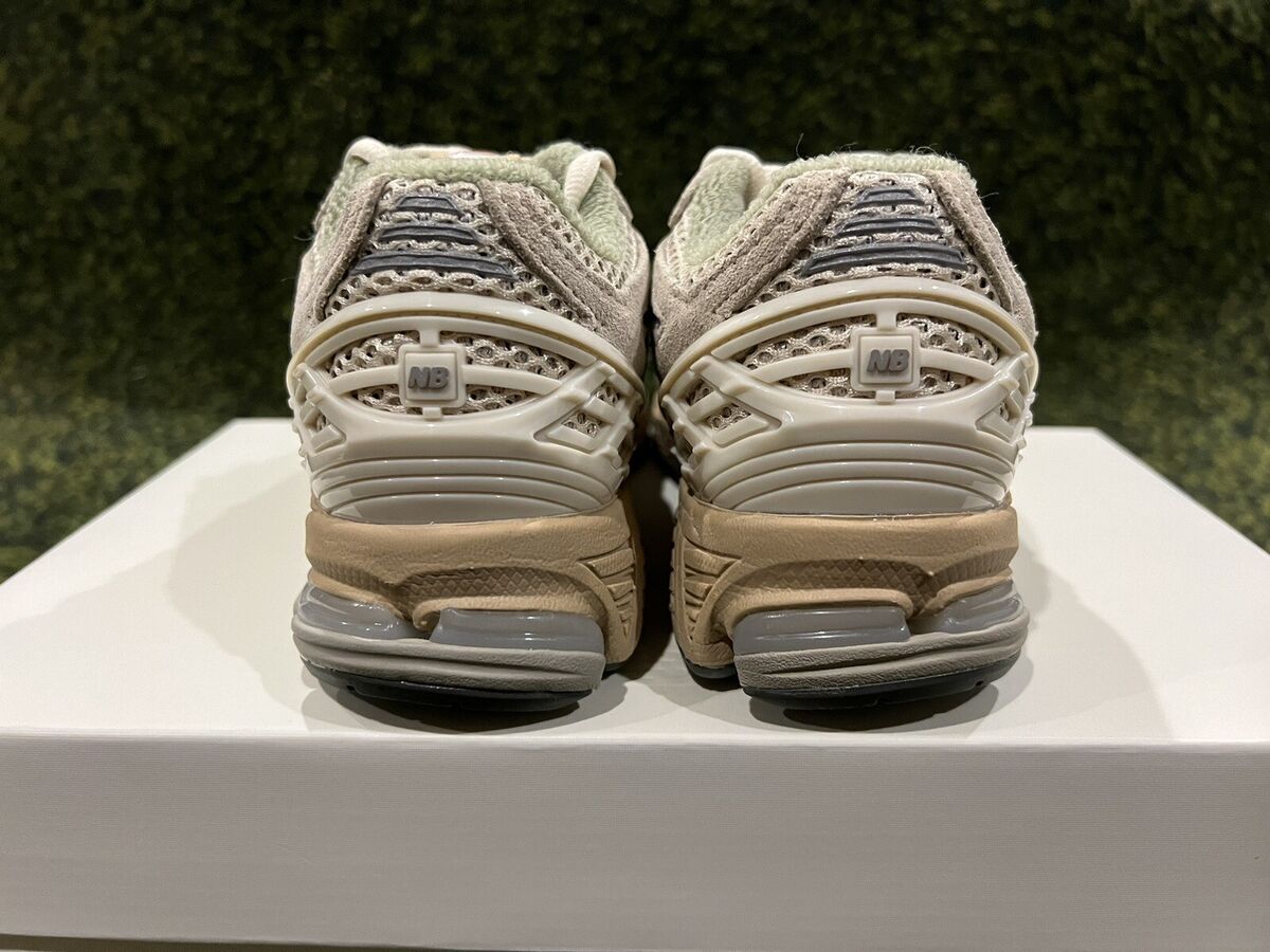 AURALEE x New Balance 1906R in Bone White sz US 4 mens 5.5 AURALEE x New Balance 1906R in Bone White sz US 4 mens 5.5