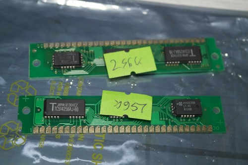 2 pcs of 256 kbyte each 512 kbyte 8 bit 30 pin SIMM ram parity 80nsTC514256AJ-80 - Picture 1 of 2