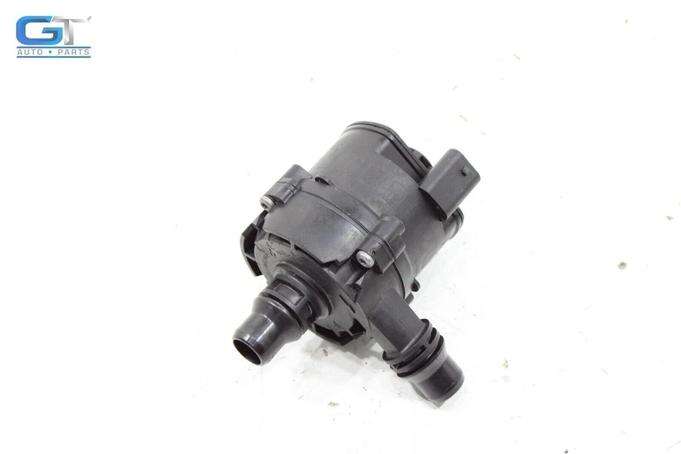 BMW M550i G30 2018-2019 motor 4,4 L refrigerante bomba de agua auxiliar OEM Foto 2 de 4