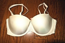 32A    VICTORIA'S SECRET SEAMLESS VINTAGE    BRA PUSH UP STRAPLESS    WIRE