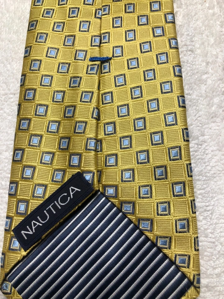 CORBATA HOMBRE NAUTICA AMARILLA CON AZUL 3,5 X 60 Foto 4 de 4