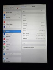 Apple iPad 4th Gen. 16GB, Wi-Fi, 9.7" Black MD510LL/A Bundle In Great Condition
