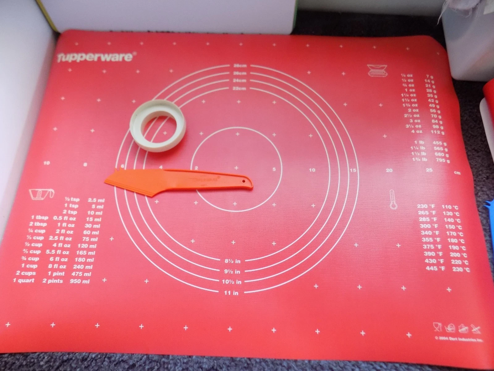 Tupperware Pastry Sheet/Mat ~ Pie/ Tart/ Cookie 18 x 25" + Biscuit Cutter/Knife