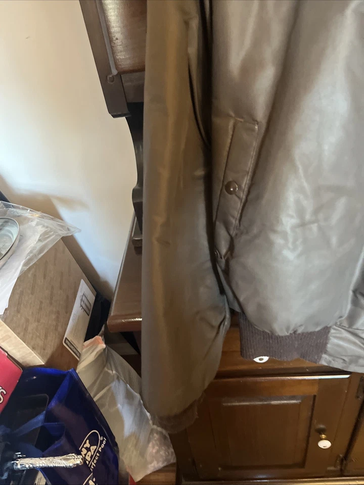 SEARS / WORK LEISURE - Faux Fur Collar Lined Bomber XL Jacket - Image 3 of 4