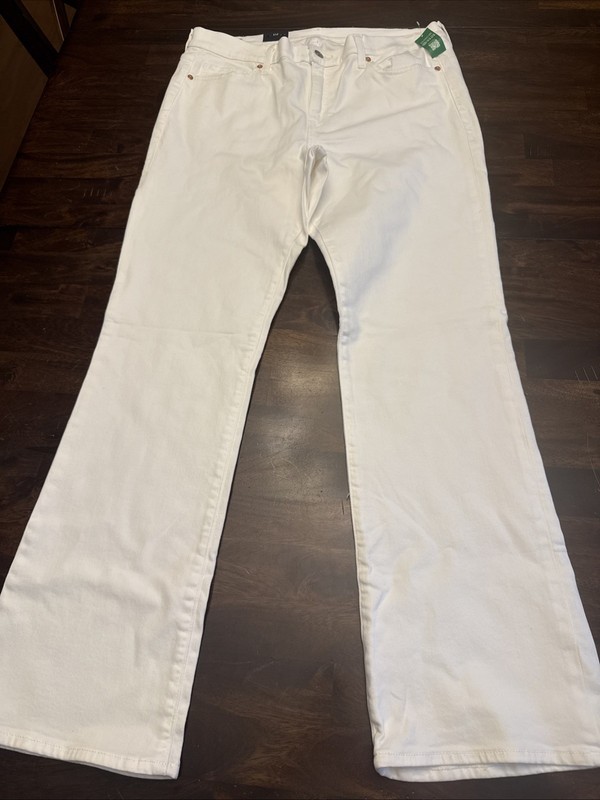 Women Gap Mid Rise Stretch White Denim  Baby Boot Size 33 16/R New