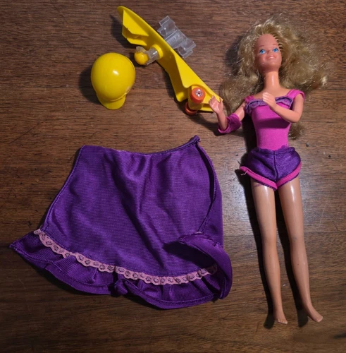 Vintage 1978 Super Teen Skipper w Real Action Skateboard Accessories