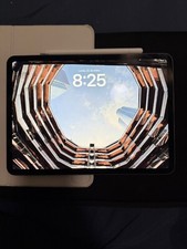 Apple iPad Pro 11-inch 3rd generation A2460 256 GB, 11 in - Space