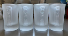4 J&auml;germeister Glas / Gl&auml;ser, Shotgl&auml;ser Schnapsglas 2cl/4cl Schriftzug Relief