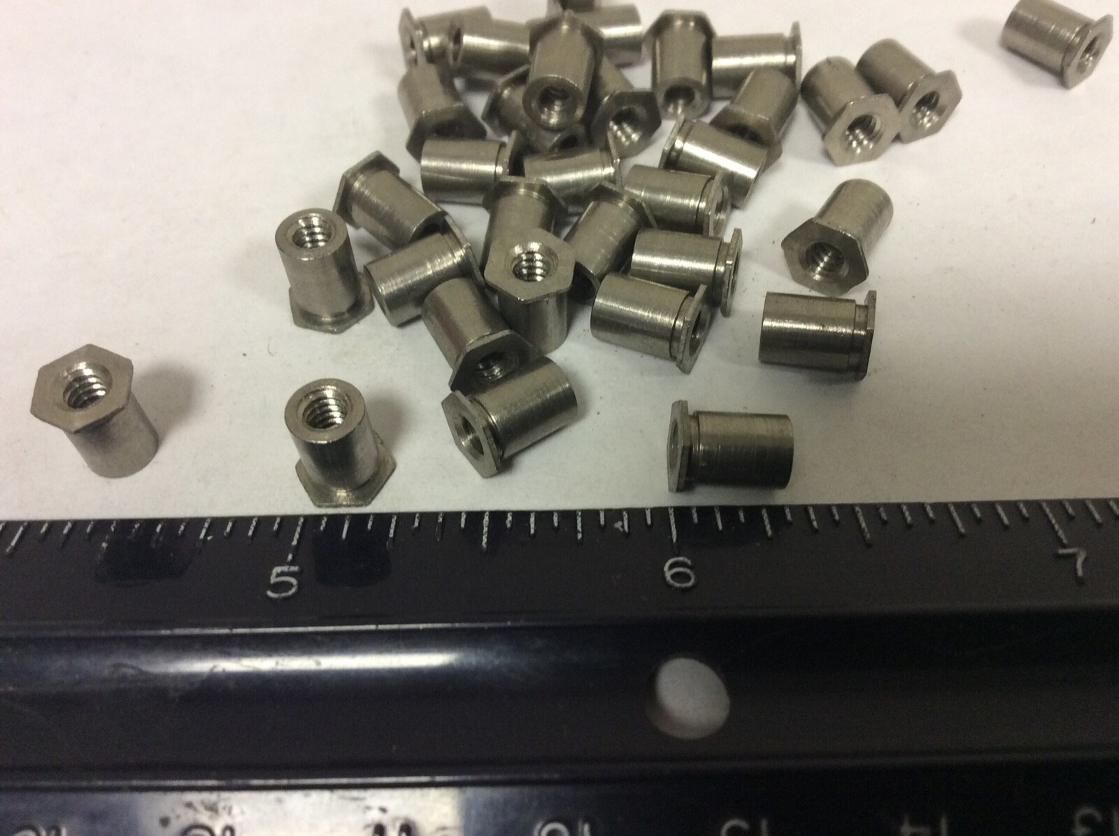 Qty (100) PEM SOS-632-10 Stainless Threaded Standoffs, 6-32 Threads, .312" Long