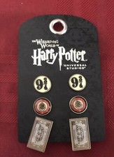 Universal Studios Wizarding World Of Harry Potter Platform 9 3/4 Earrings Set