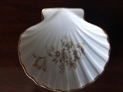 Limoges France Porcelain Trinket/Shell  5-1/2 Soap Dish Gold Flowers