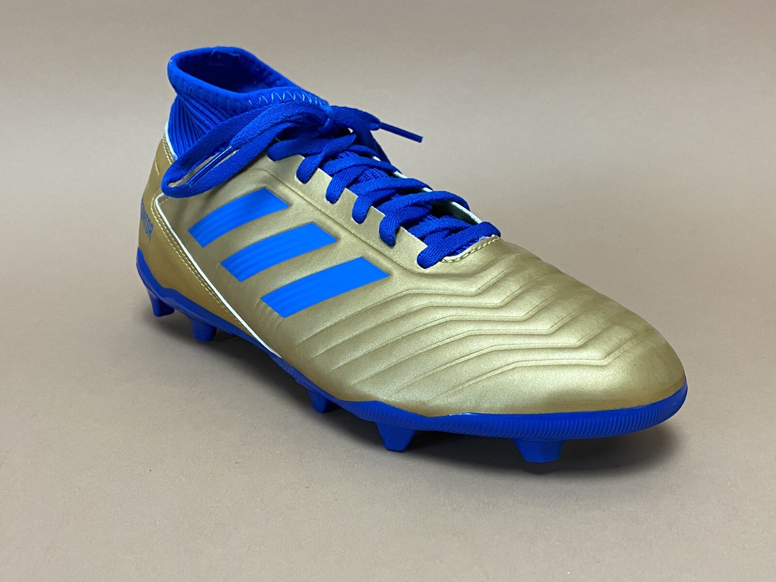 sports direct predator 19.3