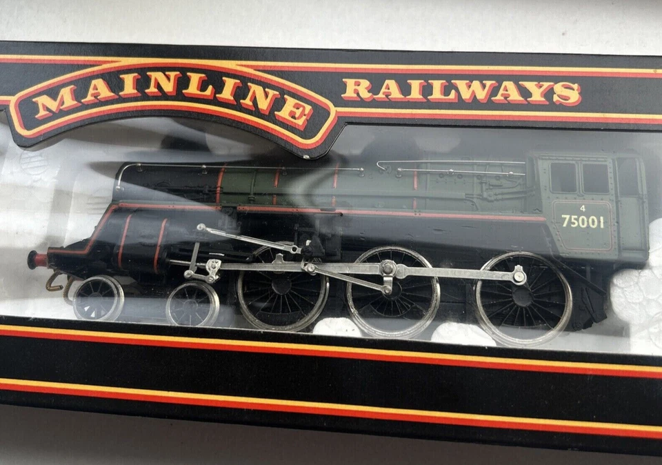 MAINLINE 37-053 OO BR GREEN 4-6-0 CLASS 4MT LOCOMOTIVE 75001 - Image 3 of 4
