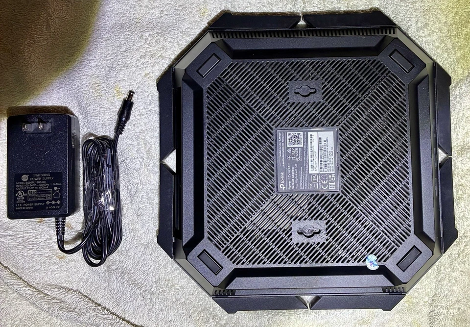 TP-Link AX6000 WiFi 6 Router (Archer AX6000) 8-Stream Gaming Router Gigabit WAN - Image 2 of 4