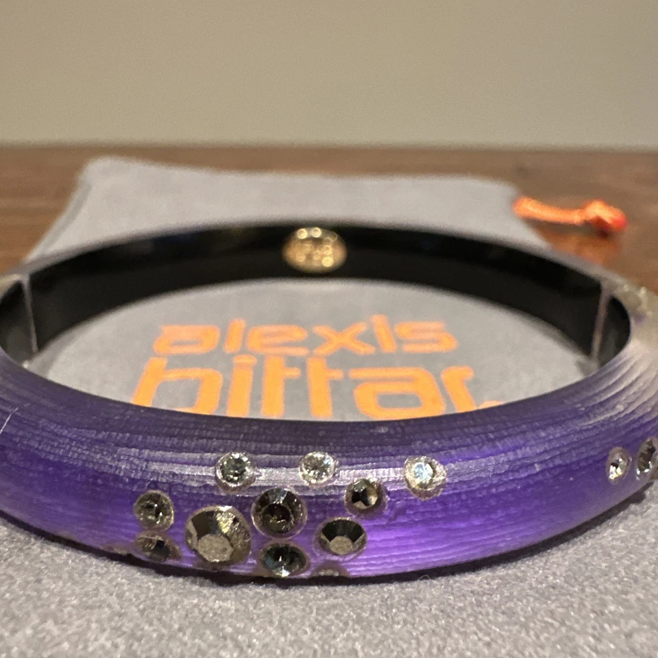 Brazalete Brazalete Alexis Bittar Púrpura Lucita Cristal Tachonado Bisagras Foto 3 de 4