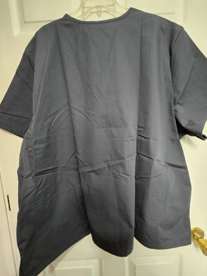 NWT-ADAR UNIVERSAL Scrub Top Size 4XL-PEWTER/Grey V-Neck-Chest 31"/L 30.5" - Image 2 of 4