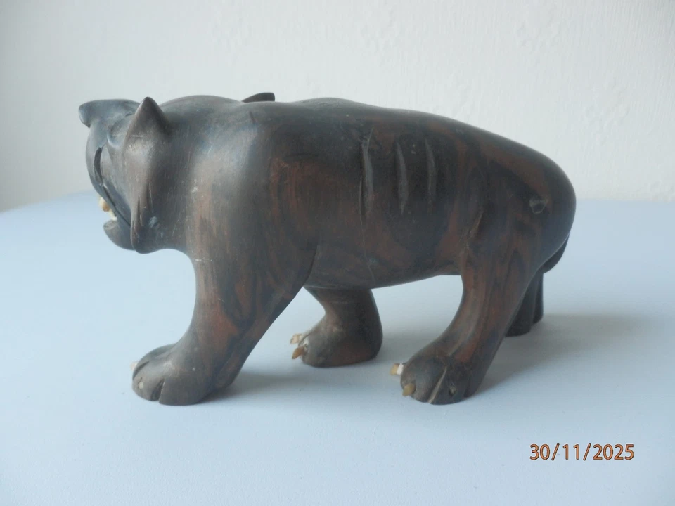 Vintage Hand Carved Wooden Tiger - Image 3 of 4