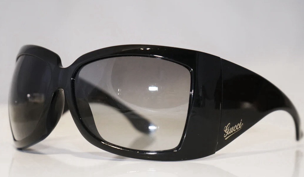 Woman’s Vintage Gucci Black Sunglasses Oversized Gradient Lenses Y2K 2961/S New Gucci Black Wrap Sunglasses for Women for sale | eBay main image 3