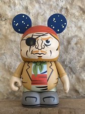 Disney Vinylmation Serie Piratas del Caribe Set 1 Parche Ojo Sombrero Rojo