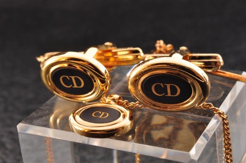 "Christian Dior" Gold and black color oval cufflinks set with brand case, used. - Picture 2 of 18